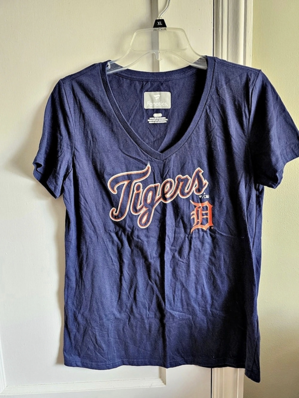 Fanatics Detroit Tigers V-Neck T-Shirt Blue & Orange Medium